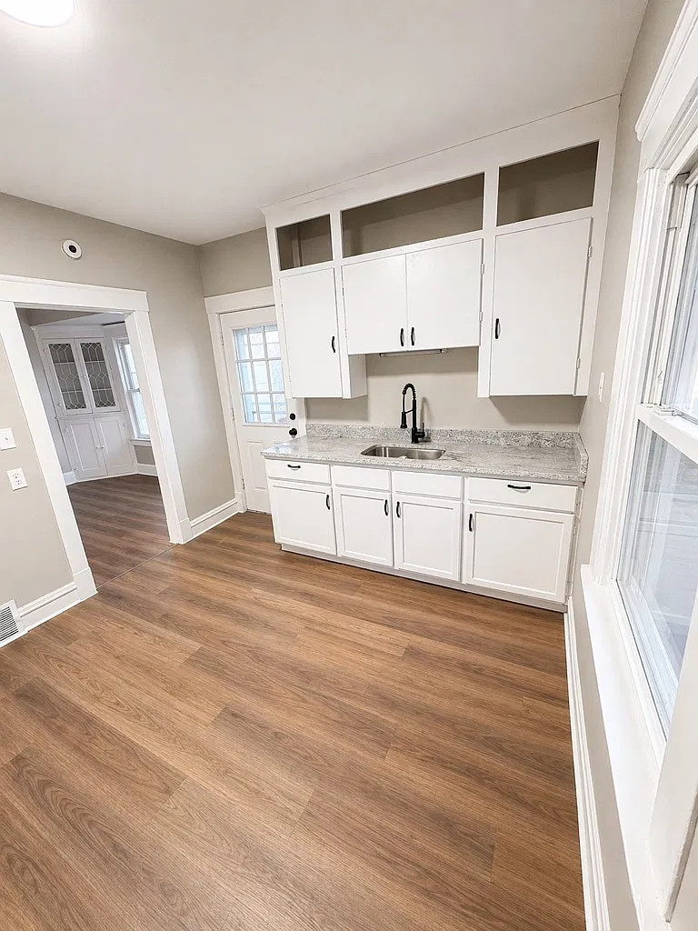 3 bed, 1181 sqft, $1,700 — Photo 4