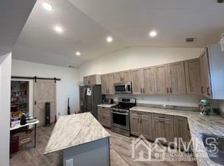 29 Harvard Rd, Parlin, NJ 08859