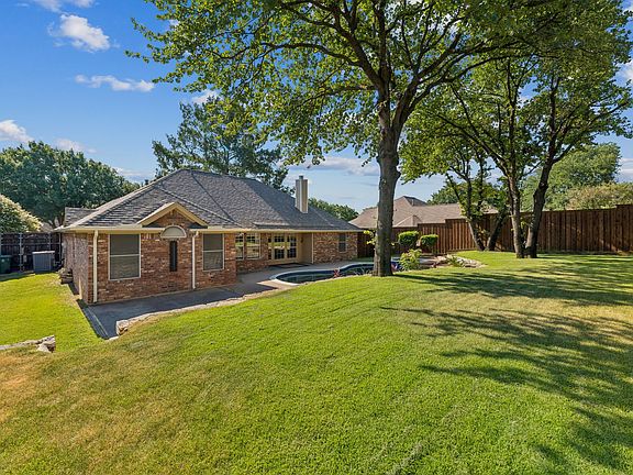 4th image of 7329 Hidden Oaks Dr