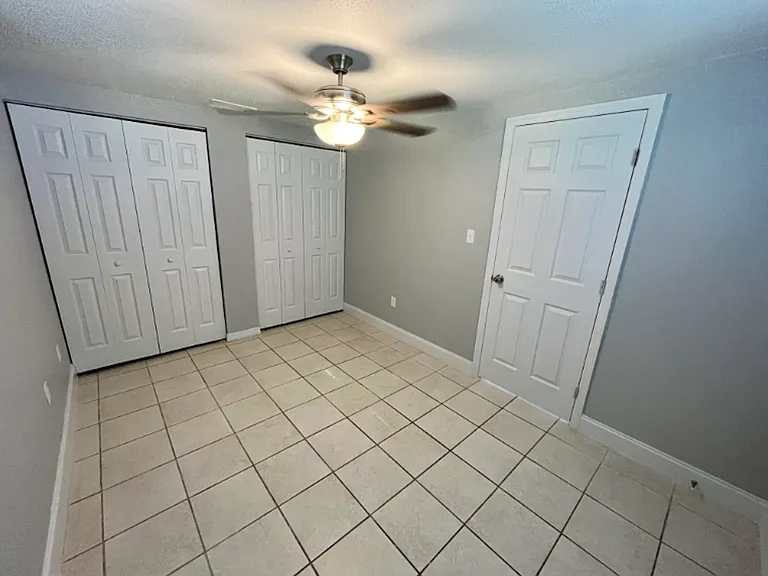 Terrace Hill Apartments — Photo 9