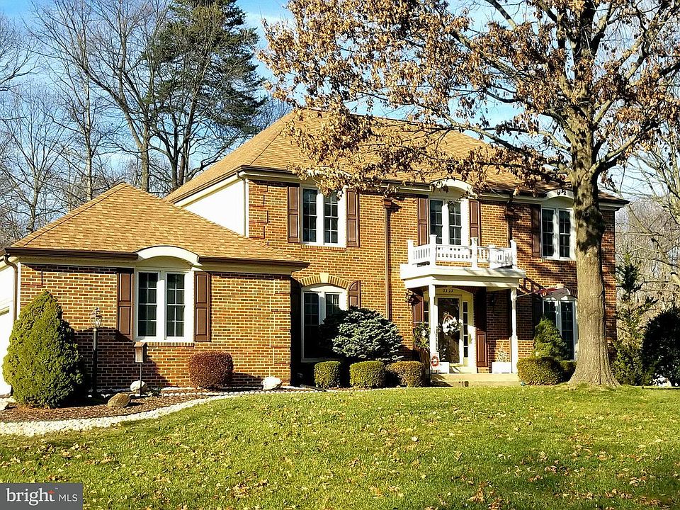 1st image of 3323 Rollingwood Dr