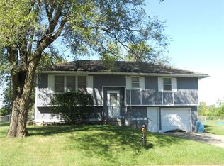 109 Cardinal Cir, Lawson, MO 64062