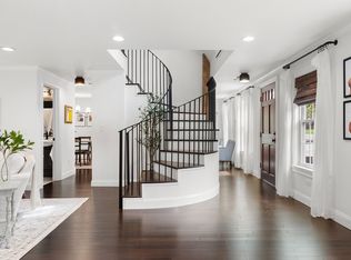 4 Birch St, Burlington, MA 01803