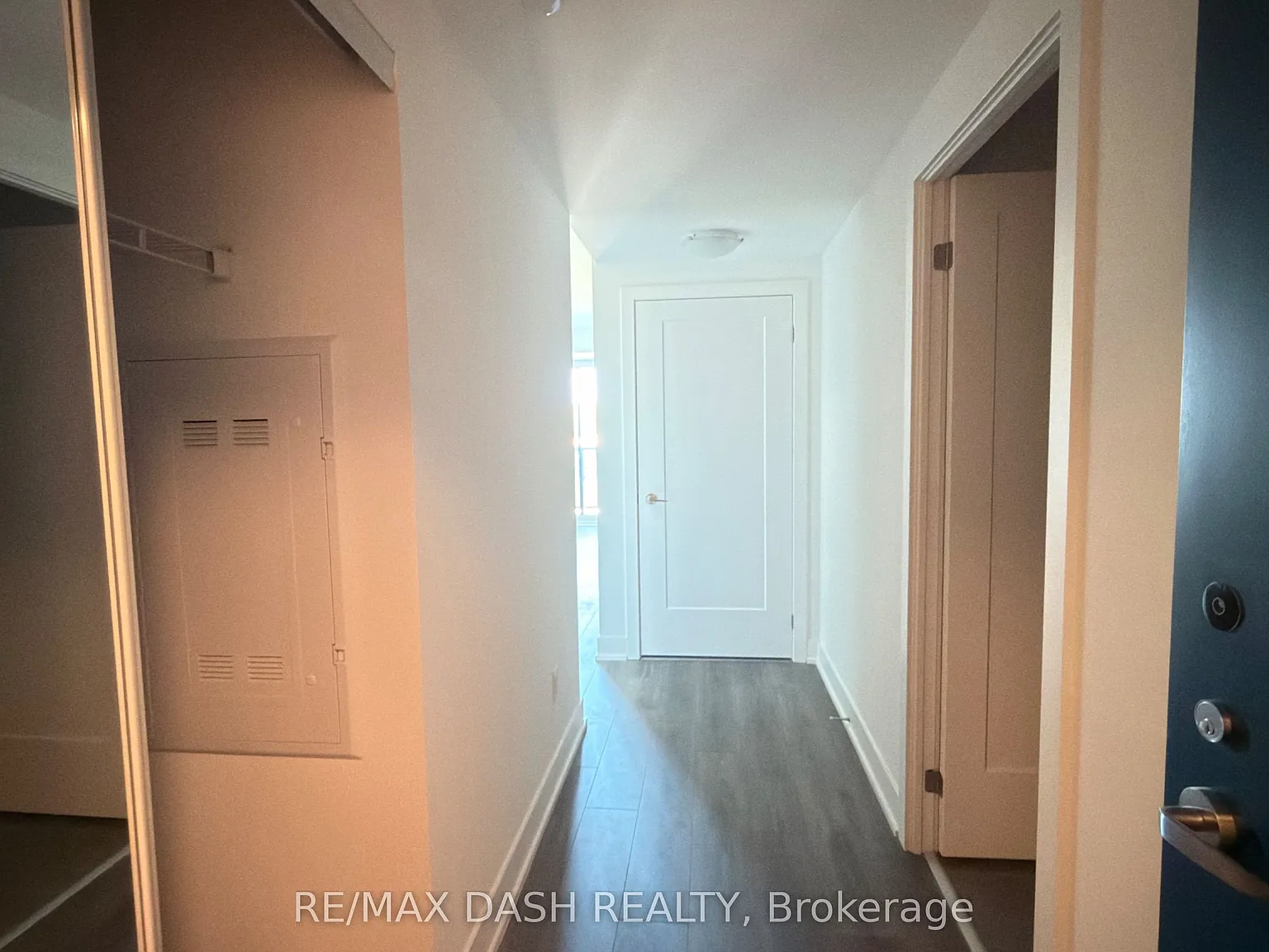 2 bed, $2,300 — Photo 3