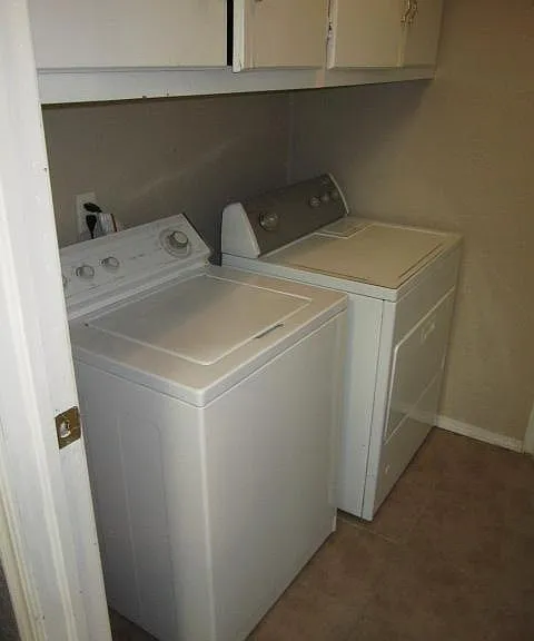4029 N Nicklas Ave — Photo 13