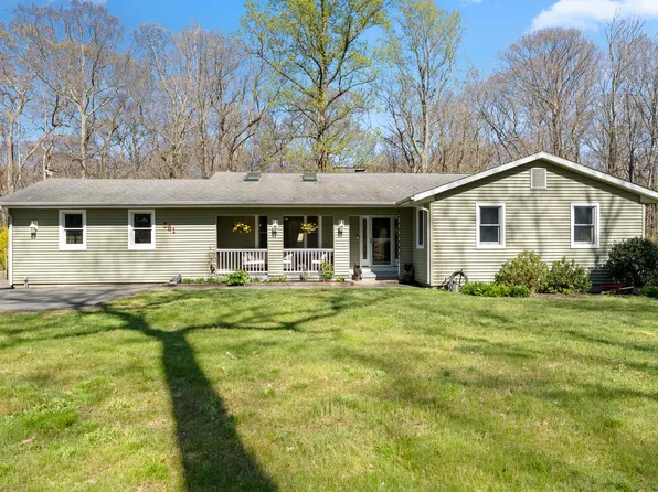 661 South Hoop Pole Road, Guilford, CT 06437