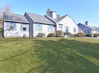25 Hamilton Gate Ct, North Kingstown, RI 02852