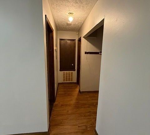 3rd image of 1772 Shirley Ct