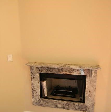 4th image of 501 S Mariposa St