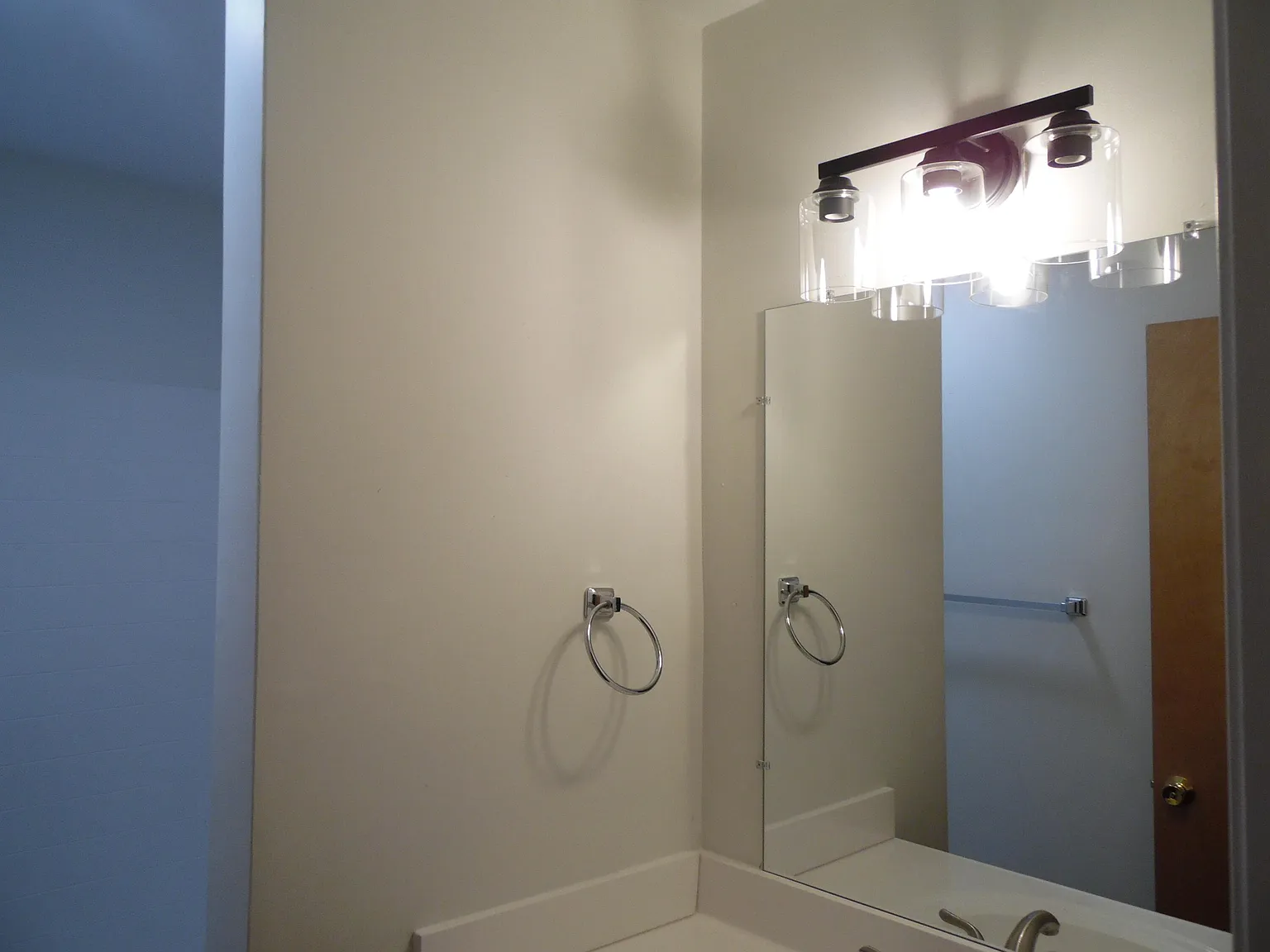 3 bed, 1.5 bath, 1944 sqft, $1,495 — Photo 4
