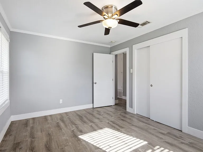1103 Booker Ave #B — Photo 11