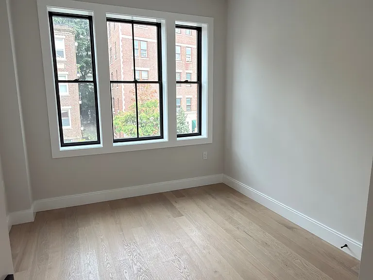 34 Orkney Rd #2D — Photo 7