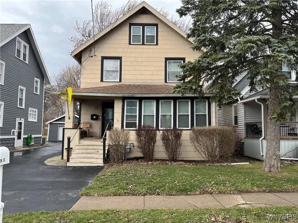17 N Lyon St, Batavia, NY 14020