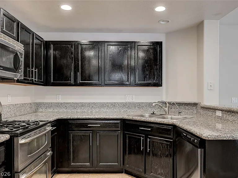 10611 Amber Ridge Dr #103 — Photo 14
