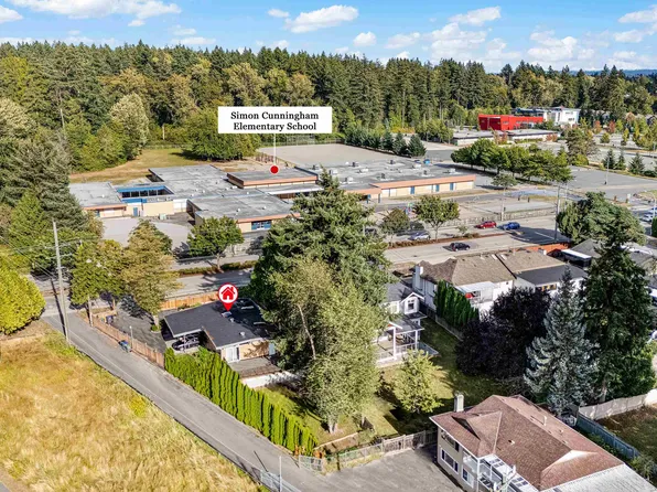 9387 140th St, Surrey, BC V3V 5Z3