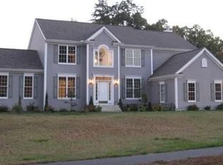 23 Francis Dr, Upton, MA 01568