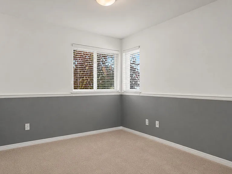 12414 107th Pl NE — Photo 16