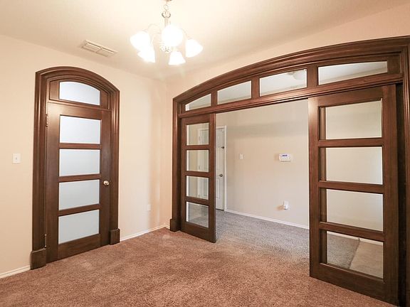 4th image of 11315 Kirby Dr