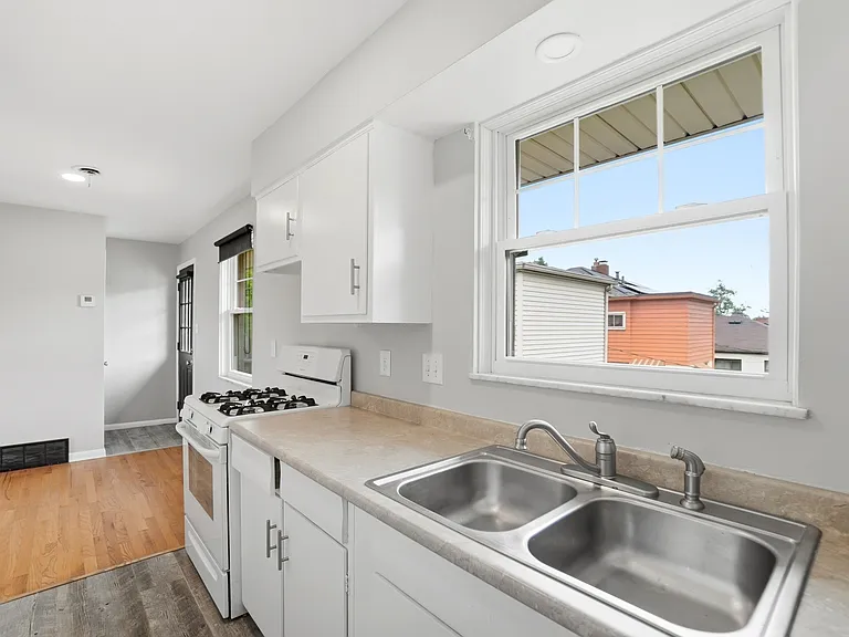 1545 King Ave #D — Photo 15