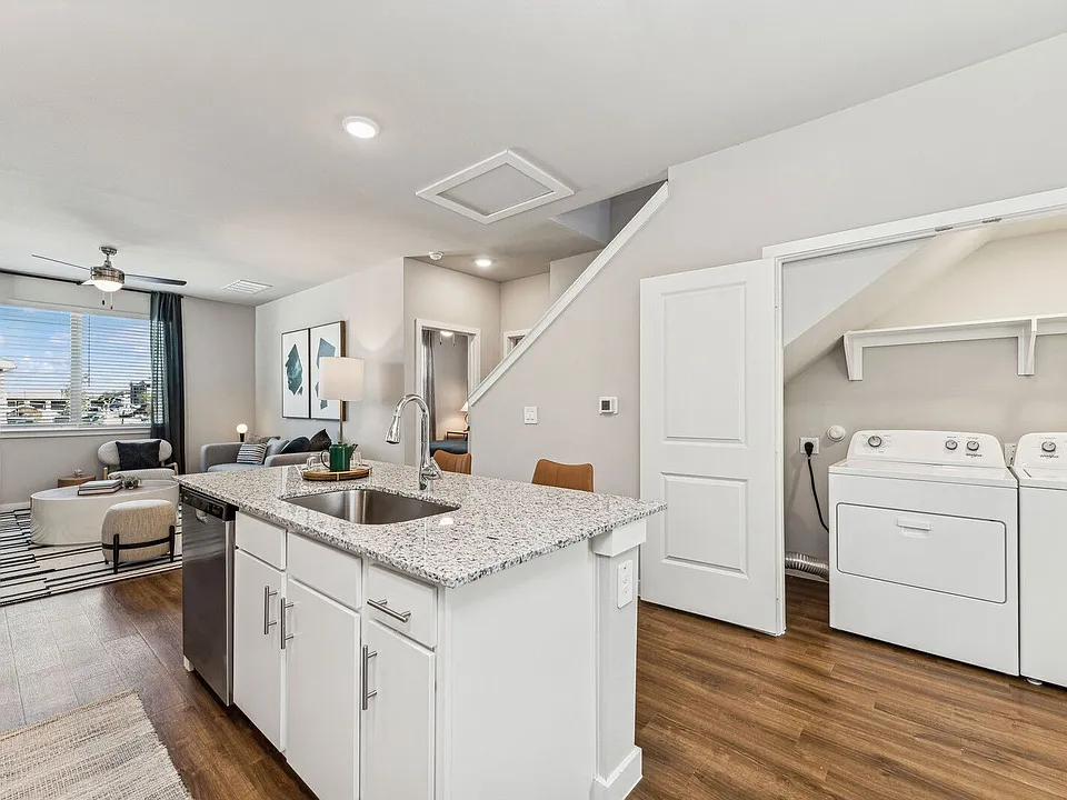 Cottages at Lindsey Place apartments community photo