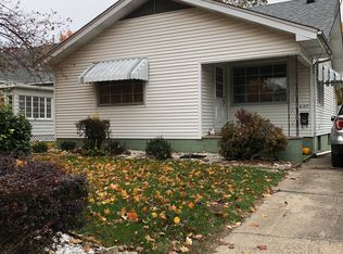 607 W Fairground Ave, Hillsboro, IL 62049