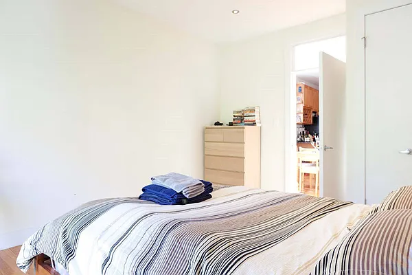 Rented by The Hamilton Group | media 23