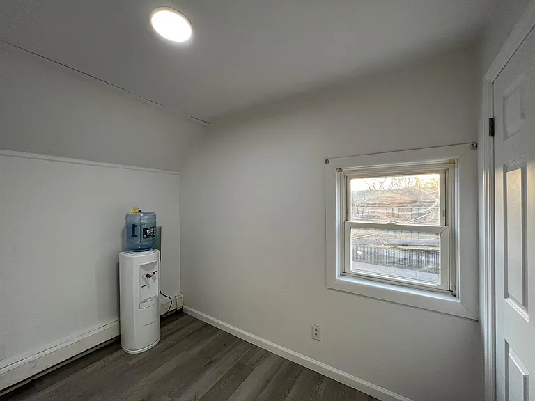 114 S Franklin St #F2 — Photo 4