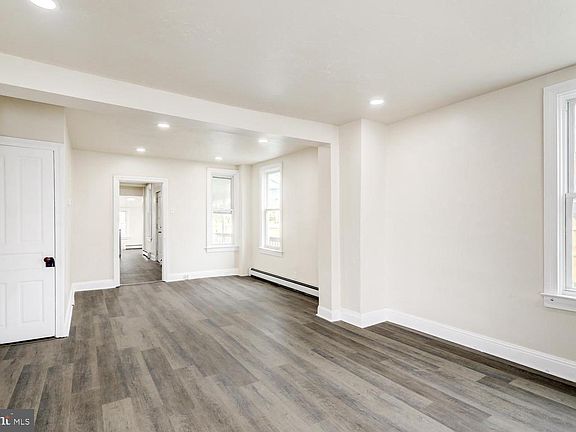 3rd image of 631 S Ogontz St