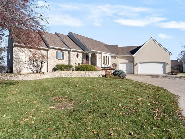 1319 N White Tail Ct, Wichita, KS 67206