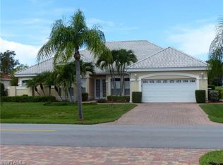 28364 Sombrero Dr, Bonita Springs, FL 34135
