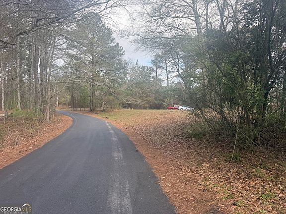 3rd image of 8615 Smith James Rd #2