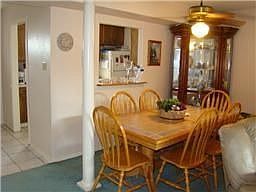 3rd image of 18208 Vinland Dr