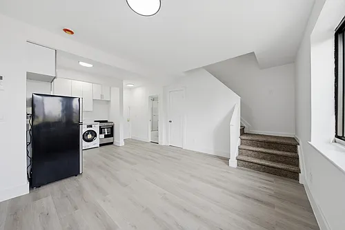 300 E 96th St #7C Photo 1 300 E 96th St #7C Photo 1