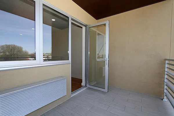 Rented by East Hudson Realty | media 11