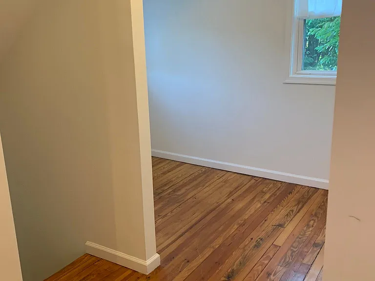 Upstairs Bedroom Reading Area