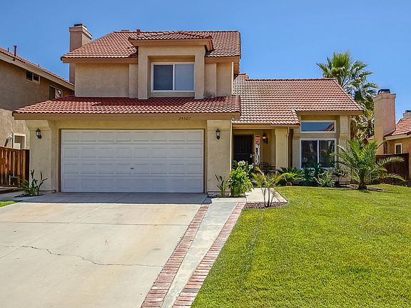 2nd image of 24507 Mooncrest Cir