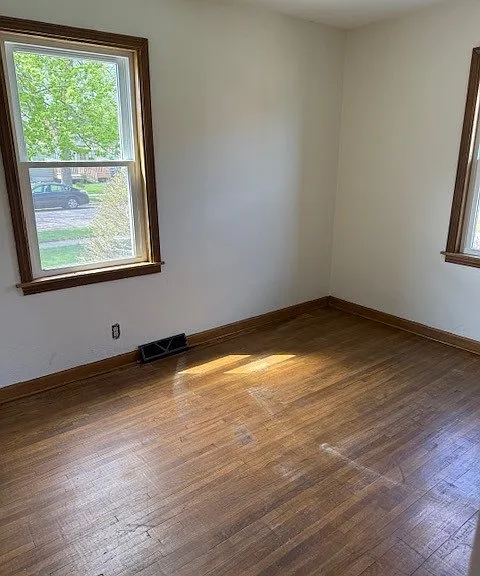7349 Howard Ave — Photo 7