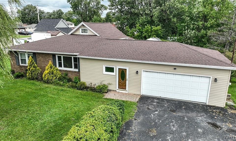 1st image of 3730 Walden Ave