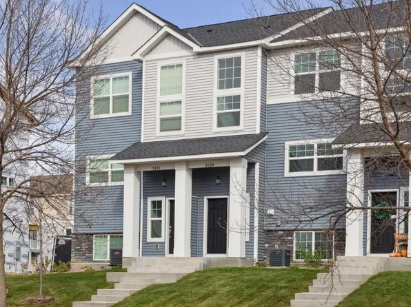 3139 Clover Ridge Dr, Chaska, MN 55318