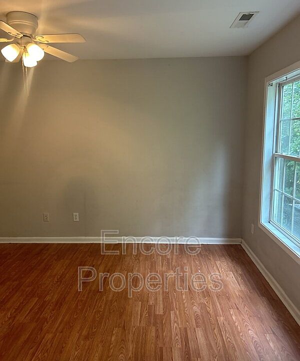 2nd image of 2112 Southgate St APT A