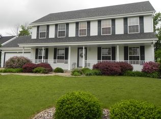 632 E Jordan Ln, Oak Creek, WI 53154