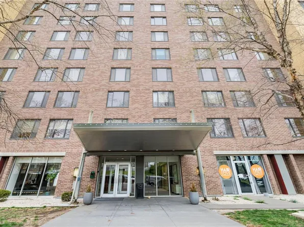 600 E 8th St APT 6D, Kansas City, MO 64106