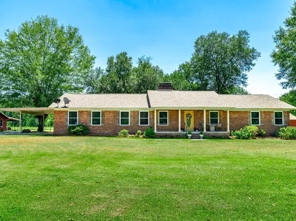 233 Broome Rd, Sumrall, MS 39482