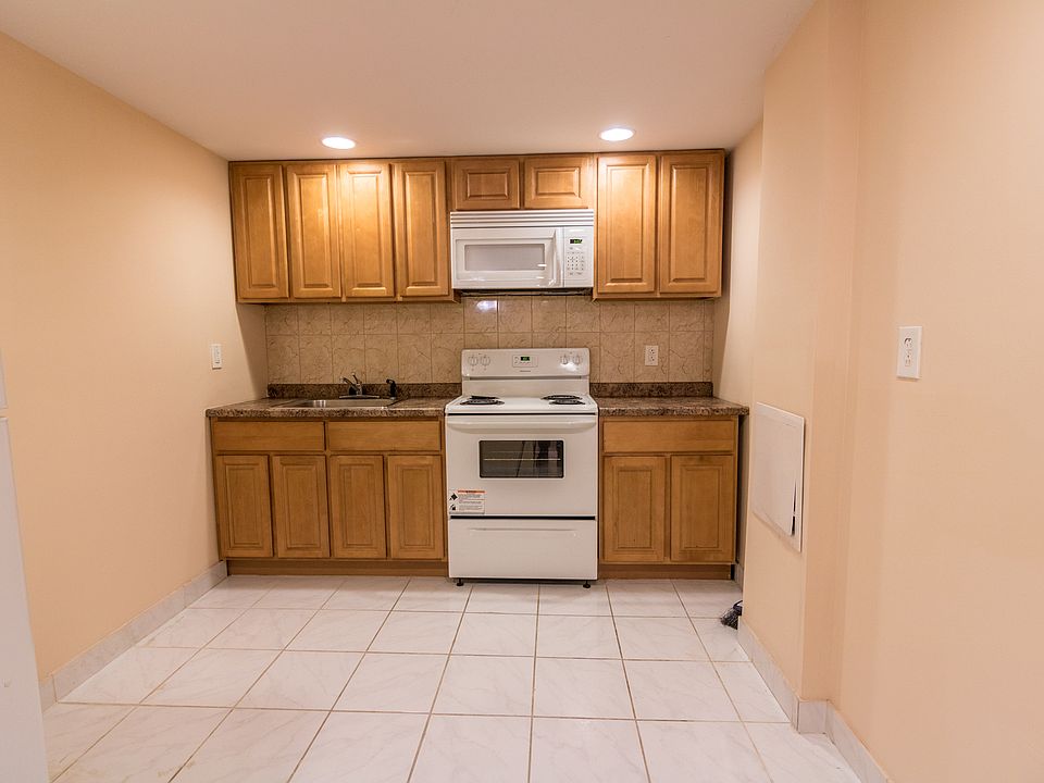 1st image of 5701 N 17th St Floor Basement
