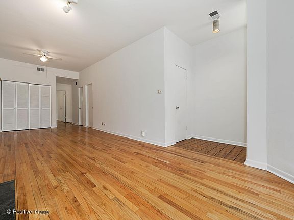 5th image of 2622 N Orchard St Unit 1