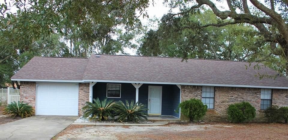1st image of 1934 Vizcaya Dr