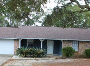 1934 Vizcaya Dr, Navarre, FL 32566