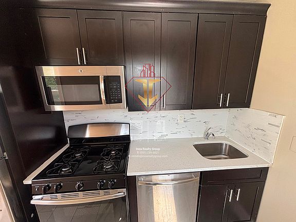 2nd image of 2500 John Fitzgerald Kennedy Blvd #616A