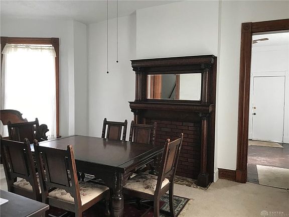 5th image of 1620 E 3rd St
