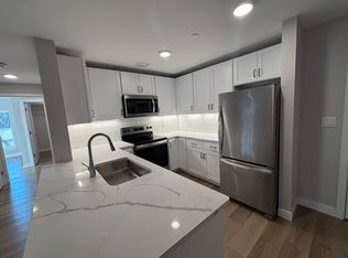 60 Mill St #213, Woburn, MA 01801